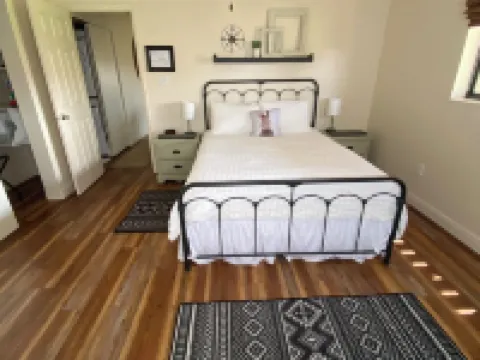 Cozy Riverfront Apt, at Zion NP, River Access and Views, Views, Views! Hotels in Virgin