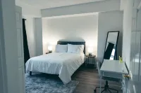 Modern Luxury 1BR Stamford Getaway