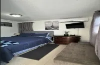 Charming 1-bedroom house in terrific Delray Beach with AC