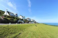 Luxury beach-front House with fantastic sea views in Woolacombe with parking