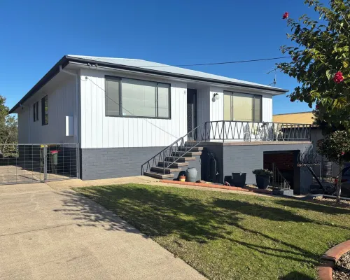 Gravity Stayz - 5min ride to the Mogo Trails and beautiful beaches Hotels in Batehaven