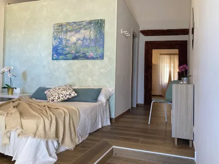 The house of memories in the historic center of Monterotondo has 2 apartments Отели в г. Монтеротондо
