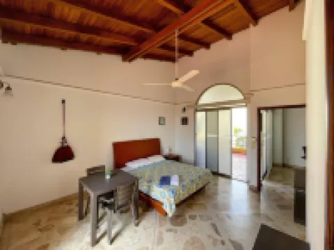 Apartamento central con terraza privada Hotel a 