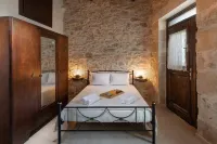 Traditional resort in Heraklion,Crete:perfect for couples, families, and groups. Hotels in Krouson