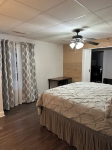 Charming 1-bedroom house in beautiful London with WiFi, AC