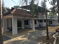 4000 sq ft spacious lexuary house Hotels near Athreya Ayurvedic Centre