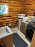Newly listed modern studio Cabin Near Downtown Tok Hotels in Tok