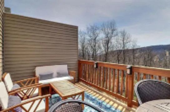 Camelback in Your Backyard! 4Br Townhome-3 Full Bath Decorated for the Holidays!