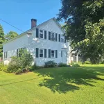 Spacious 5 Bedroom Hot Home Game Room Patio Fire Pit Yard Ski Bromley Stratton Hotel a Arlington