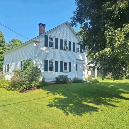 Spacious 5 Bedroom Hot Home Game Room Patio Fire Pit Yard Ski Bromley Stratton