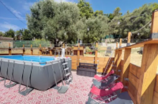 Quiet Family Home with Garden and View