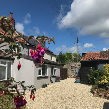 The Old Workshop, near Cheddar Отели в г. Уинскомб