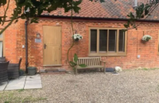 The Barnhouse. Lovely barn conversion, sleeps 6. Hotels in North Walsham