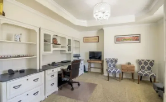 Fossil Crest Retreat