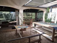 Large villa on 1800 m2 of wooded land with swimming pool north of Montpellier