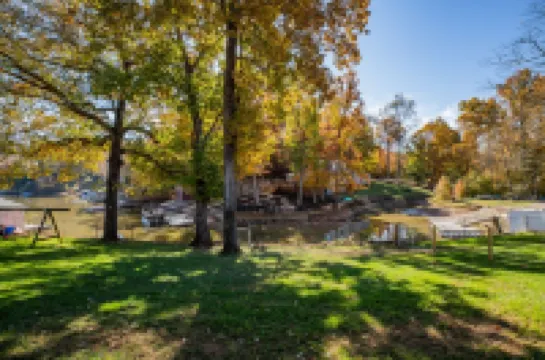 High Rock Lake is calling! Wright by the Lake - Lakefront Duplex