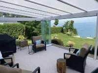 Gorgeous executive home nestled in the shores of Lake Ontario Hotels in Grimsby