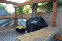 The Nest with Firepit & Backyard Swings