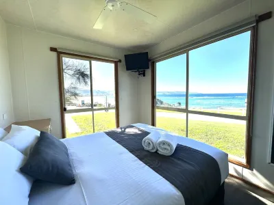 Marengo Holiday Park Hotels near Blanket Bay