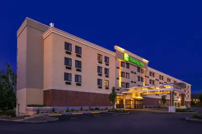 DoubleTree by Hilton Concord Downtown Hotels near Space
