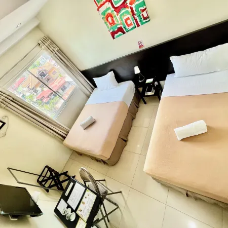 Canberry Hotel