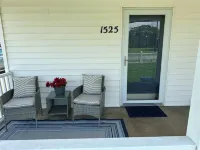 Experience Charlotte! Close to CLT Airport, White Water Center and More! Hotels in South Point