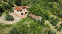 Villa with private swimming pool on the Florentine hills 25 Km from Florence