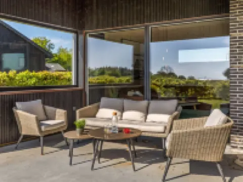 "Goesta" - 250m from the sea