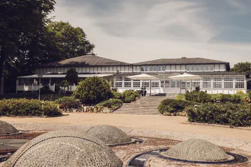 Arnbjerg Pavillonen Hotels in Tistrup