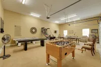 4 Mi to Branson Landing: Huge Home w/ Game Room! - Homestays