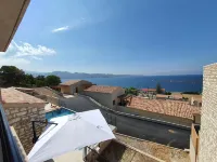 모르401 - T5 새 건물, 수영장 있음, 바다 파노라마 전망 셍플로헝 호텔