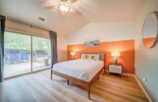 🏡 *NEW* The Artsy Abode ✨ Hot Tub ♨️ BBQ 🍖Foosball ⚽️