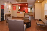 Candlewood Suites Miami Lakes