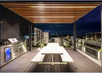 The Hamptons - Luxurious Fully Furnished 2 Bedroom Central Location