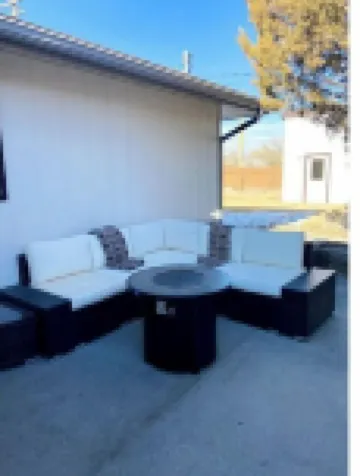 Centrally Located Park Place 018192