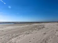 Wake up to Waves | Oceanfront Surfside Home Hotels in Freeport