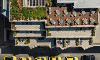 Mitsis N'U Piraeus Port