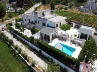 Villa in Apulia with Pool and Barbecue