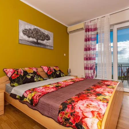Apartment in Dramalj near Beach & Pool