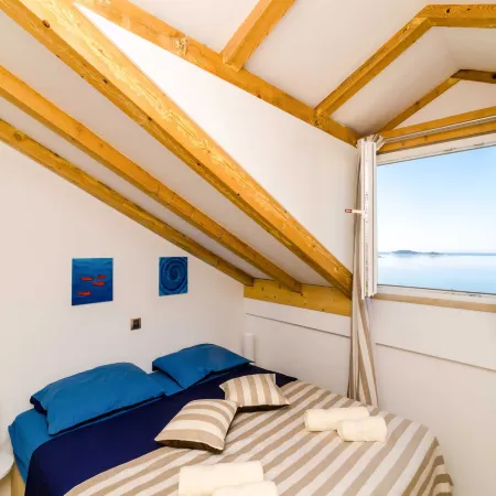 Apartments Knego - Two Bedroom Apartment with Balcony and Sea View