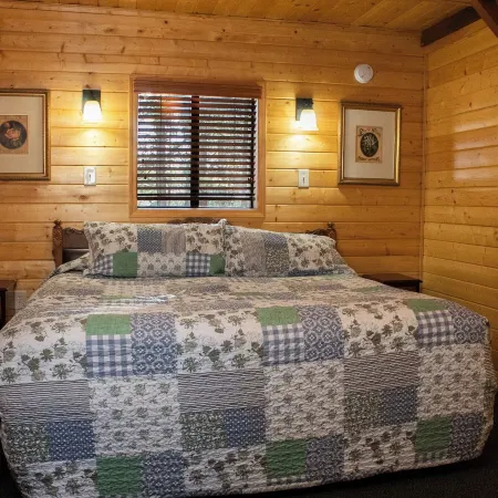 Arizona Mountain Inn and Cabins