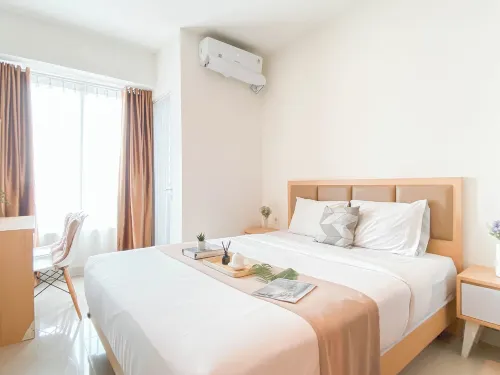 Restful and Elegant Studio at Grand Kamala Lagoon Apartment