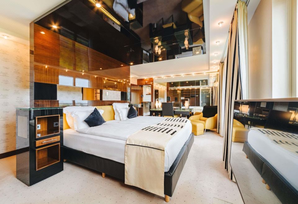 Pullman Berlin Schweizerhof Hotel Over view