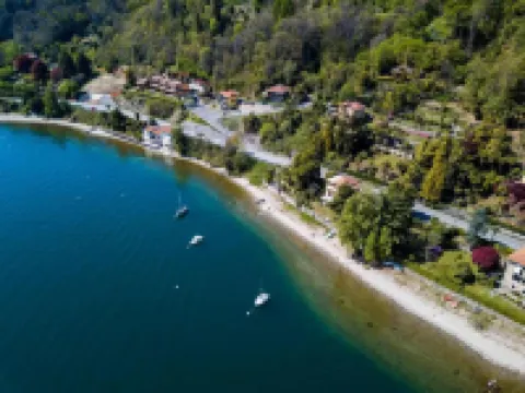 Oggebbio Getaway with Views Hoteles en Oggebbio