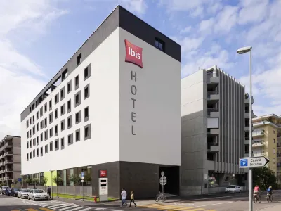 Hôtel ibis Locarno Hôtels à : 