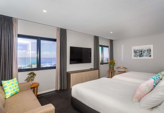 이비스 스타일스 더 앤트랜스