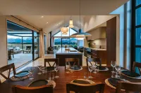 Riverslea - Pool - Sleeps 10