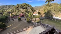 Otima localização,para sentir o verdadeiro clima de Monte verde, chale familia.