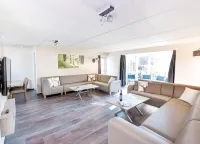 Villa Near Breda & Biesbosch National Park Hotels in Oosterhout