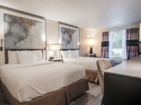 Clarks Inn Savannah Airport Hotels in Pooler
